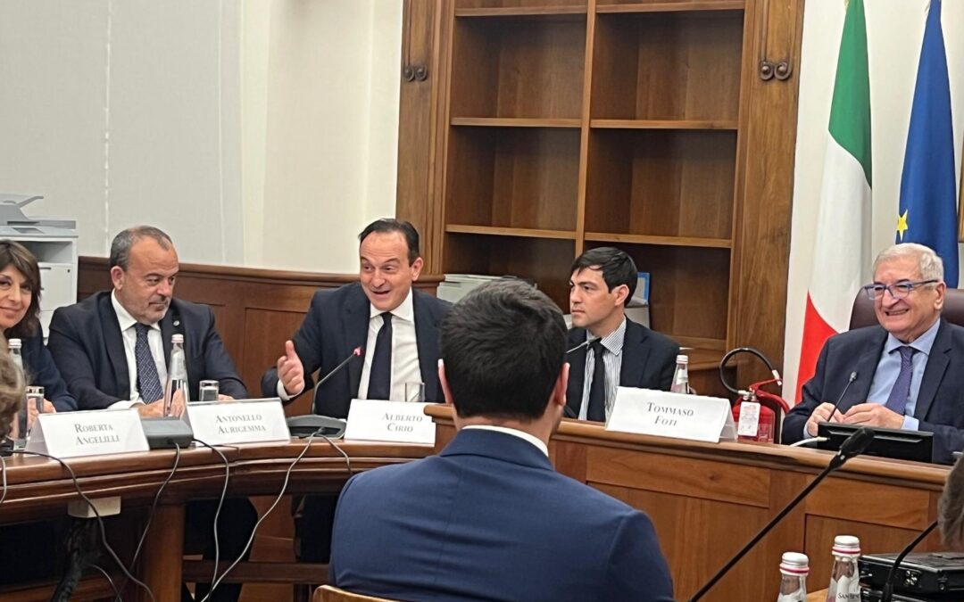 Il Presidente Aurigemma, insieme alla Delegazione italiana al CdR, ha incontrato Tommaso Foti, Ministro per gli affari europei, il Sud, le politiche di coesione e per il PNRR: «le Regioni e le Assemblee legislative possono offrire idee e competenze per una governance multilivello che sia davvero al servizio delle persone»