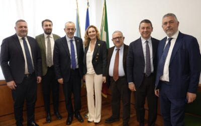 Firmato il Protocollo d’intesa tra il Difensore civico della Regione Lazio e ANCI Lazio, Presidente Aurigemma: «Valorizzare le buone pratiche dei Comuni e sostenere il lavoro del Difensore civico significa rafforzare la democrazia locale e l’attenzione ai diritti dei cittadini»